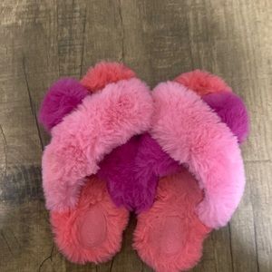 Slippers for sale
